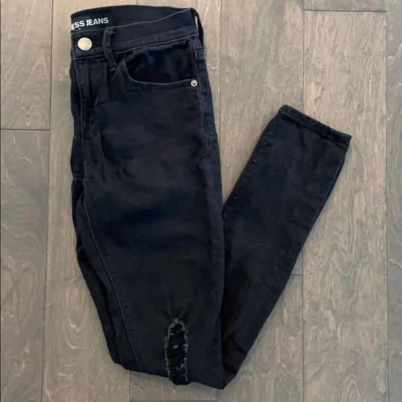 Express Jeans. Size 0 - Picture 2 of 3